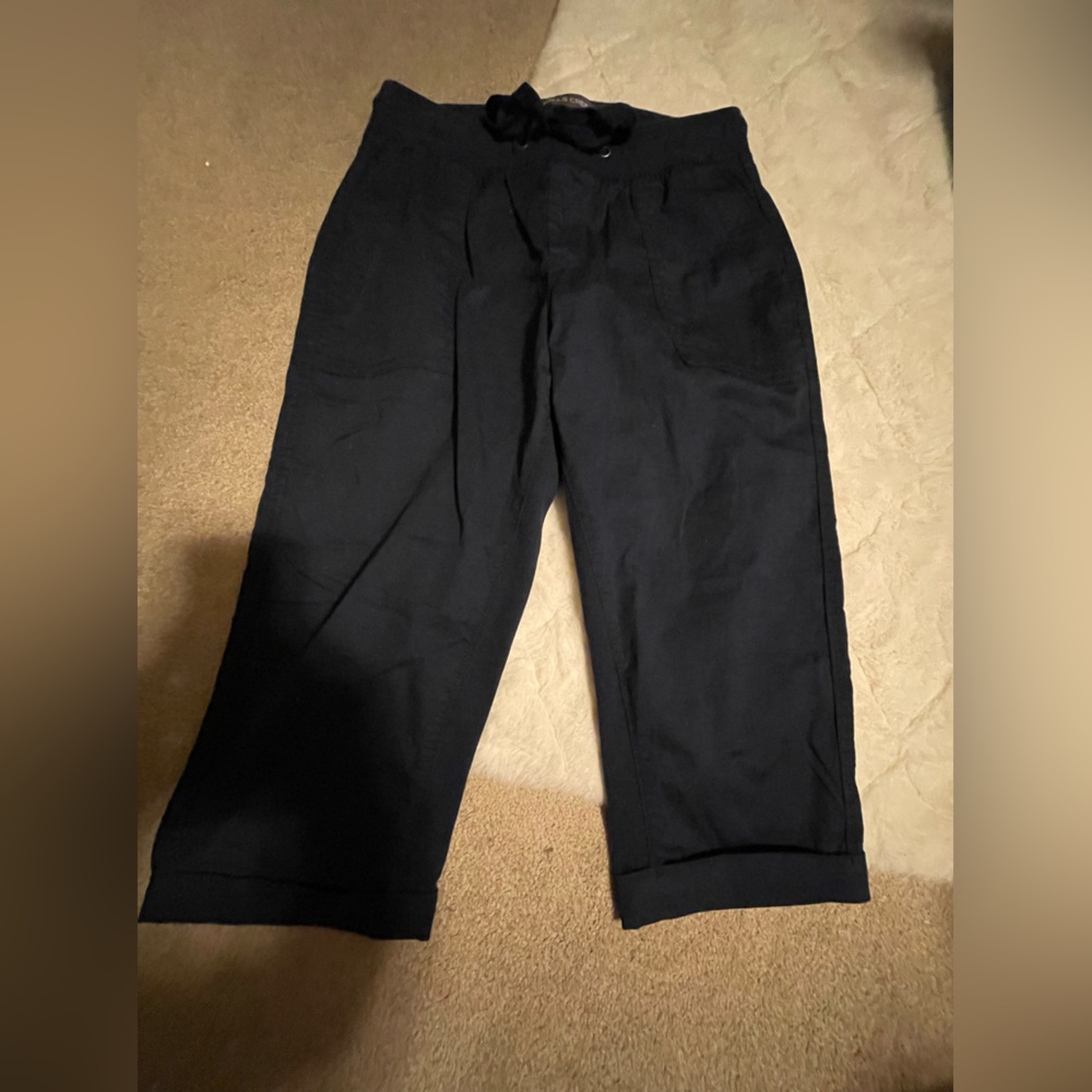 NWOT Navy Blue Cargo Capris Size Small